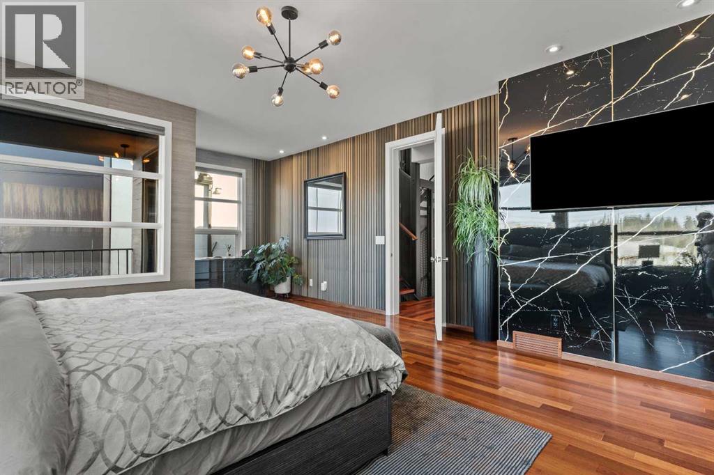 Single Family House for Sale in  Elbow Drive SW Elboya Calgary 