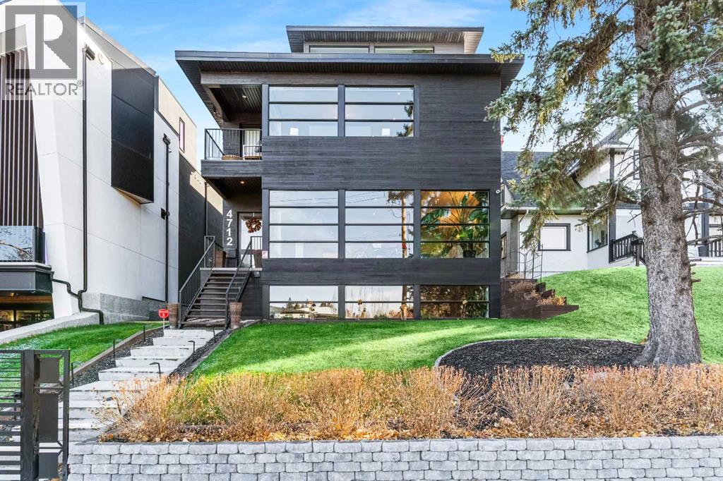 Single Family House for Sale in  Elbow Drive SW Elboya Calgary 