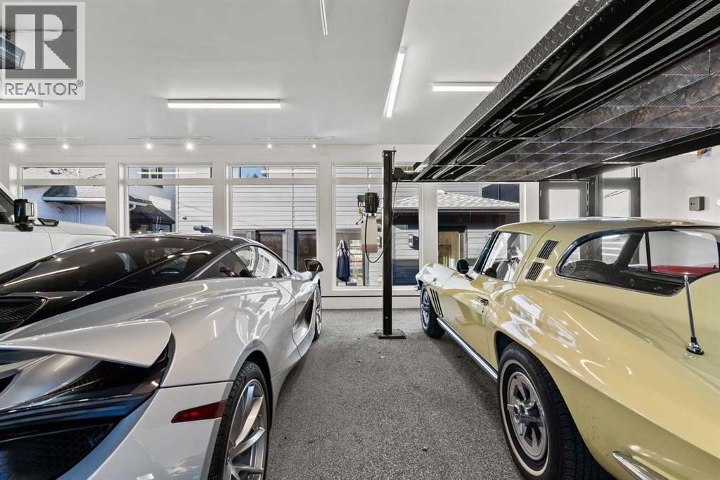 Single Family House for Sale in  Elbow Drive SW Elboya Calgary 