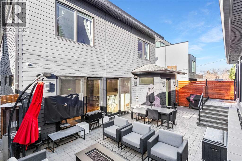 Single Family House for Sale in  Elbow Drive SW Elboya Calgary 