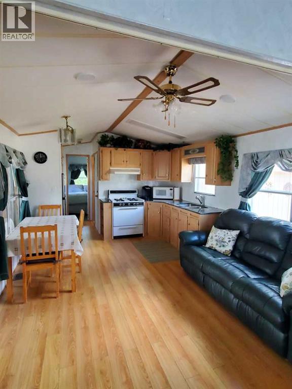 6 Points West Resort, Sylvan Lake