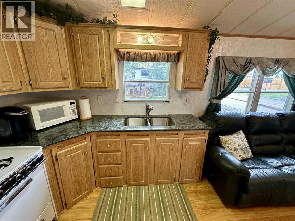 6 Points West Resort, Sylvan Lake