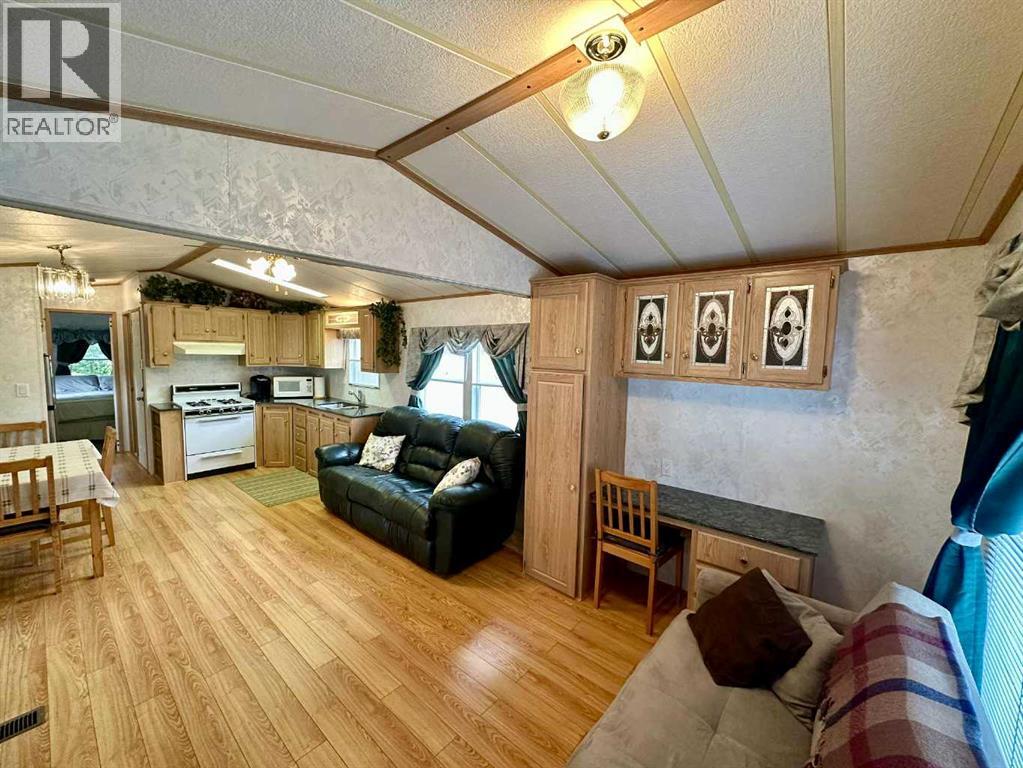 6 Points West Resort, Sylvan Lake