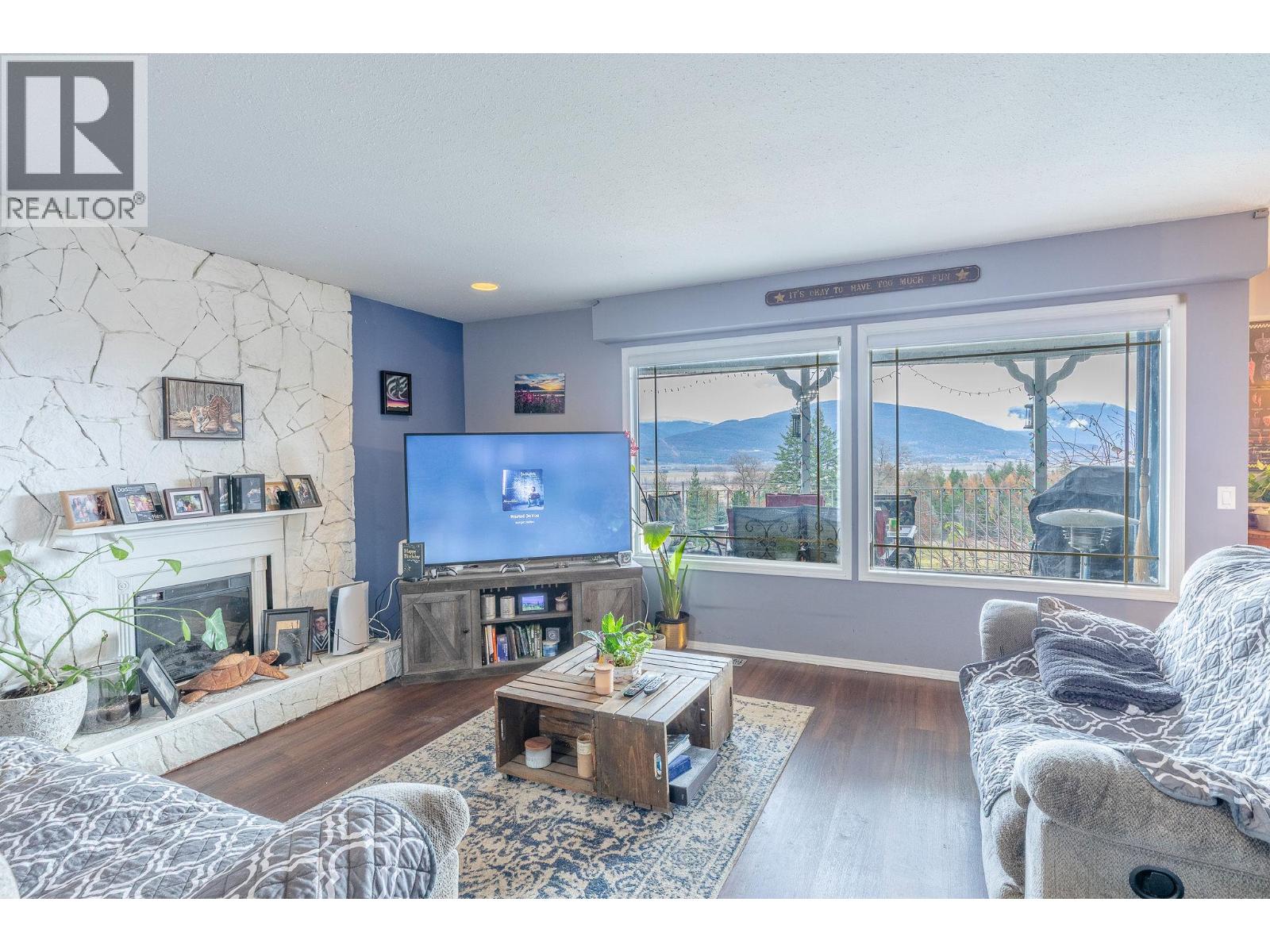 1621 EVANS Road, Creston