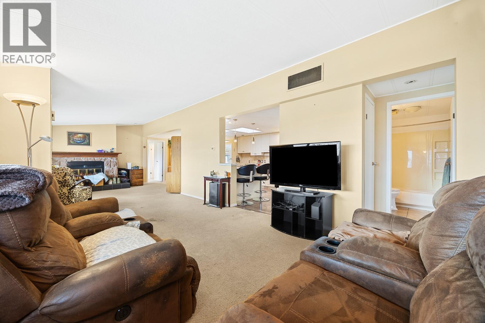 66 2098 Boucherie Road, West Kelowna