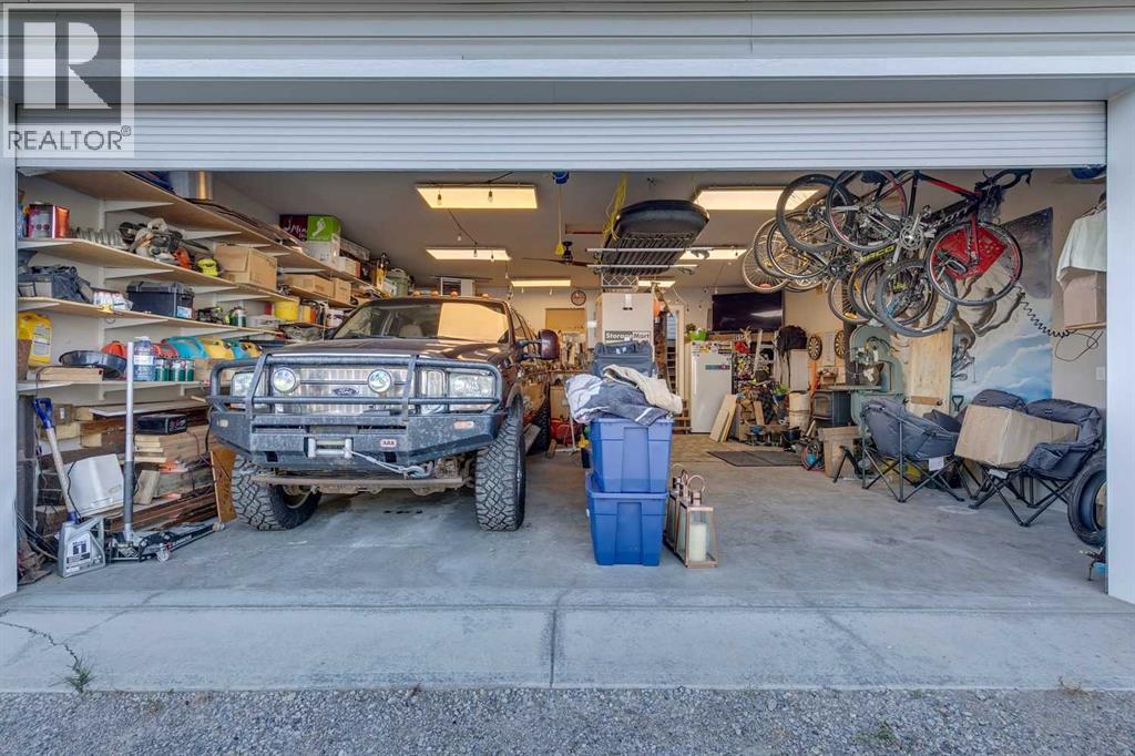 Single Family House for Sale in  Everglen Way SW Evergreen Calgary 