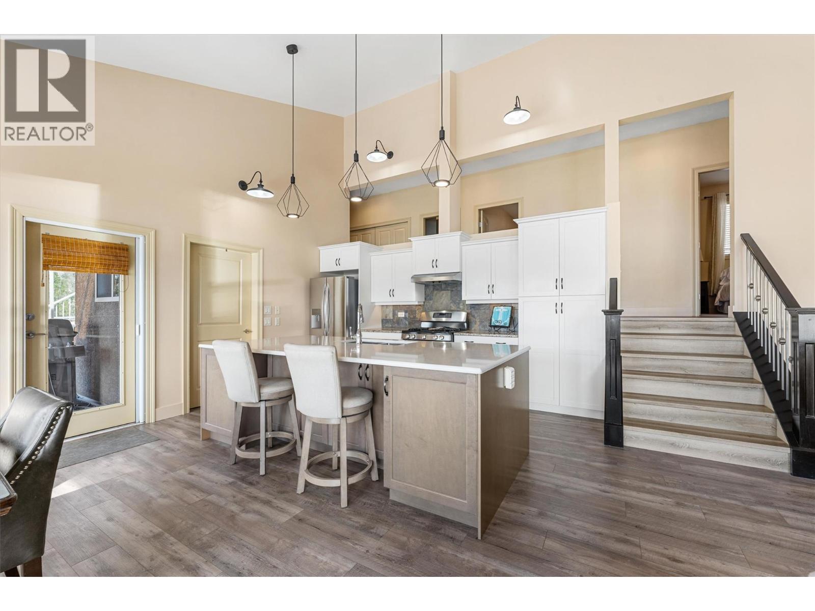  1430 Menu Road, West Kelowna