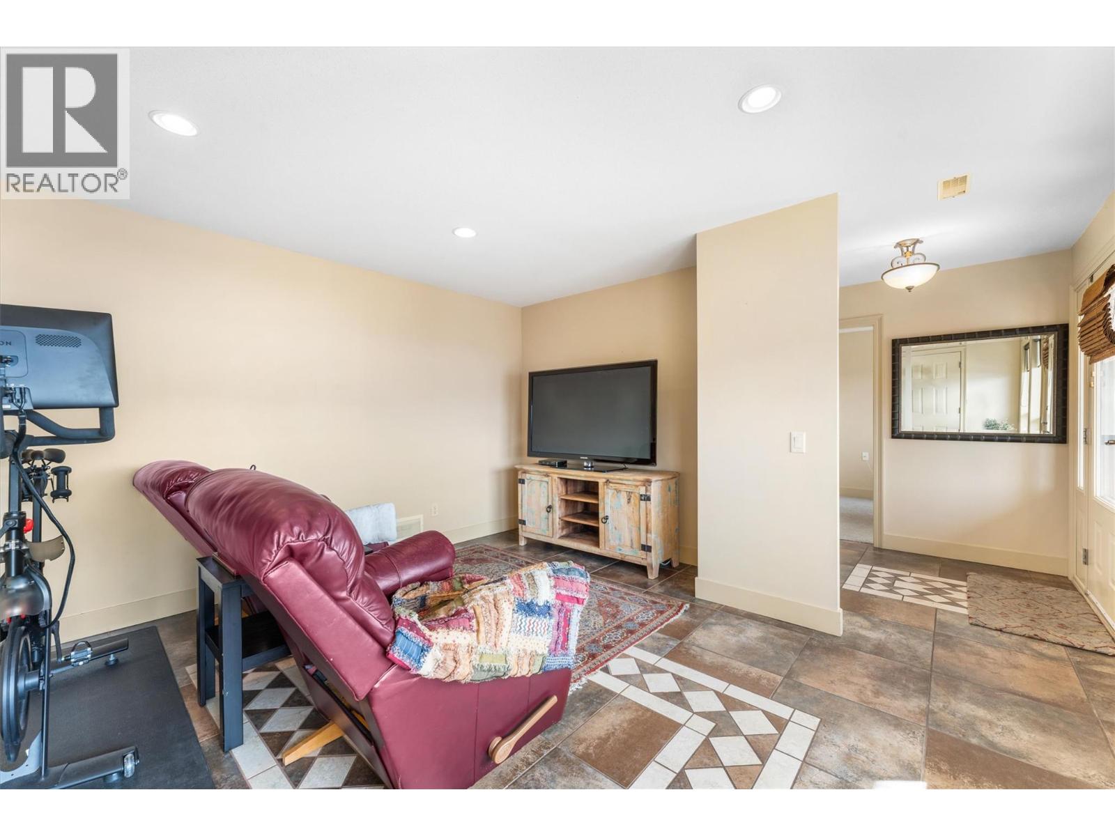  1430 Menu Road, West Kelowna