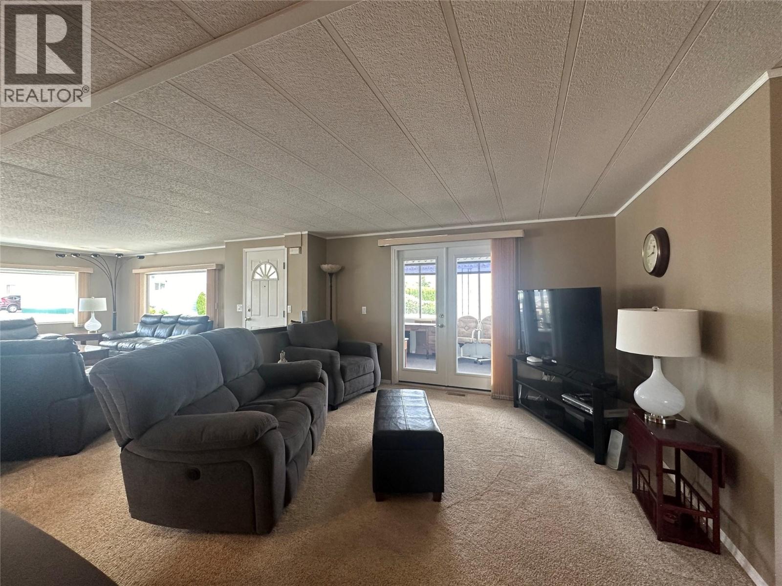 6601 Tucelnuit Drive Unit# 104, Oliver