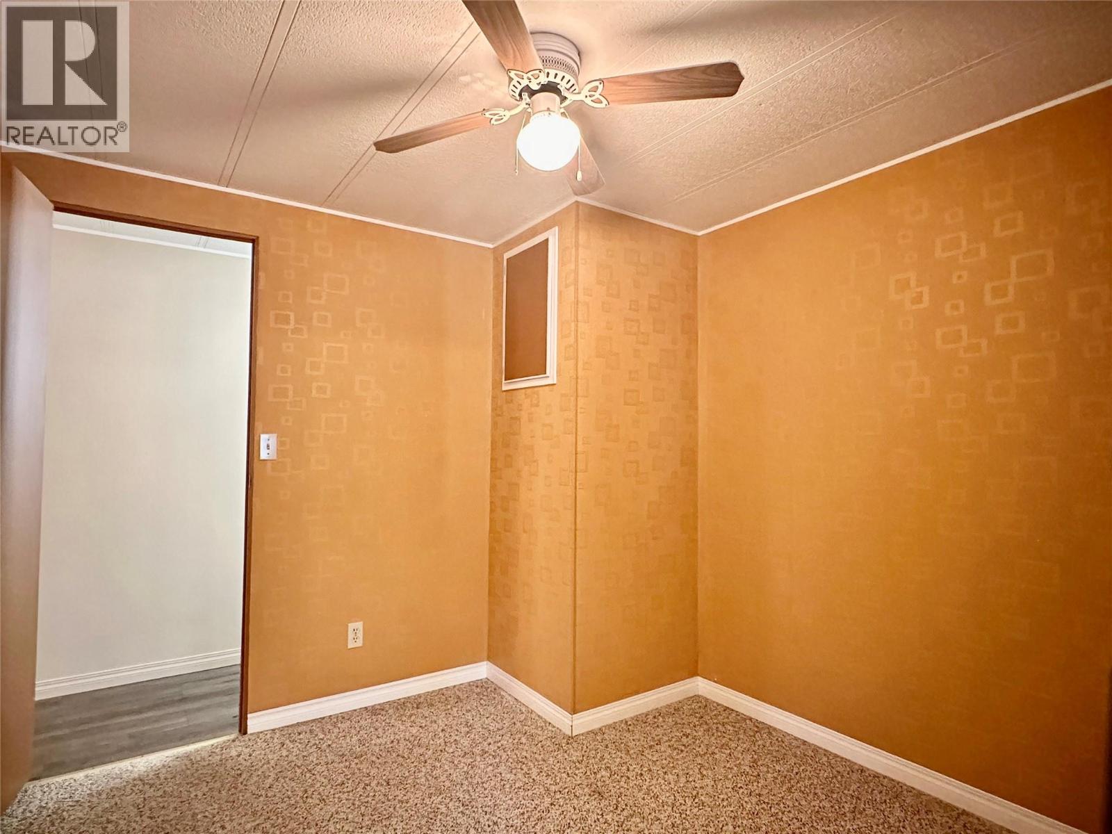 6778 Tucelnuit Drive Unit# 26, Oliver