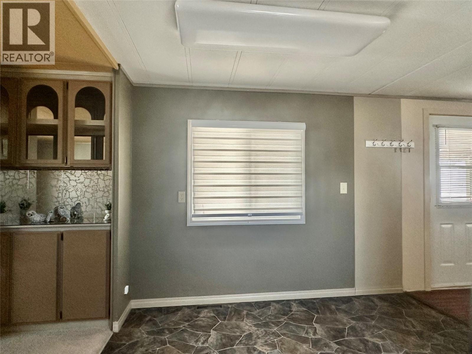 6778 Tucelnuit Drive Unit# 26, Oliver