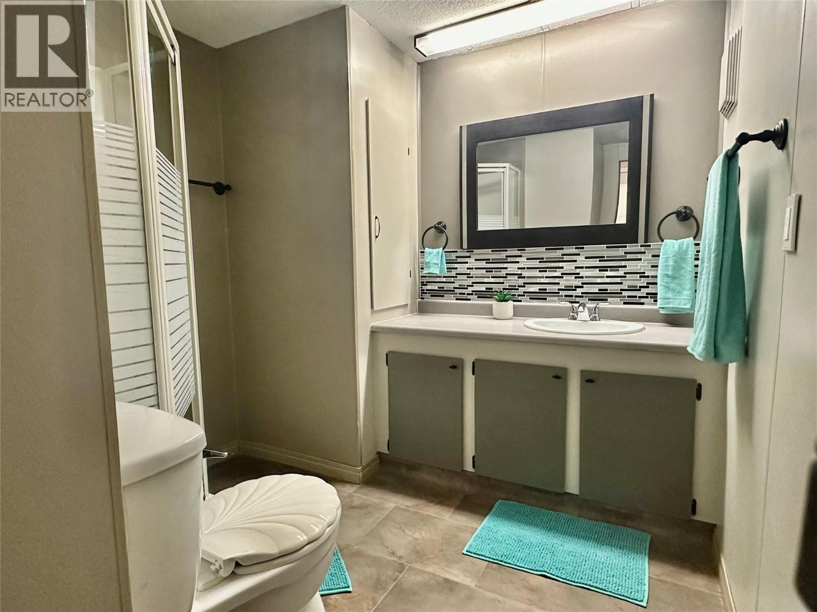 6778 Tucelnuit Drive Unit# 26, Oliver