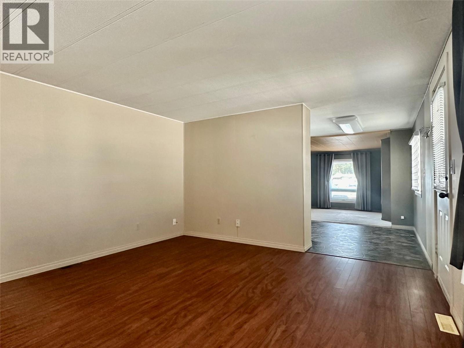 6778 Tucelnuit Drive Unit# 26, Oliver