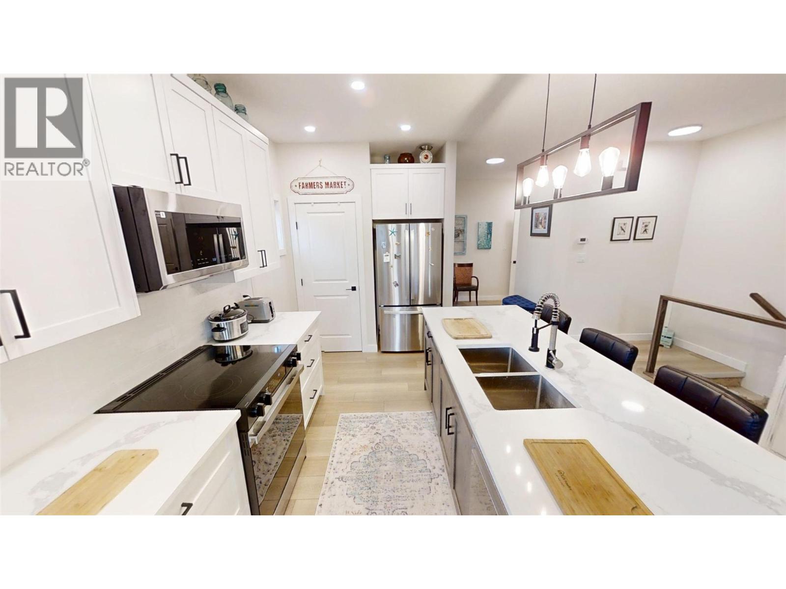 #1 4820 RIDGE ROAD - 13