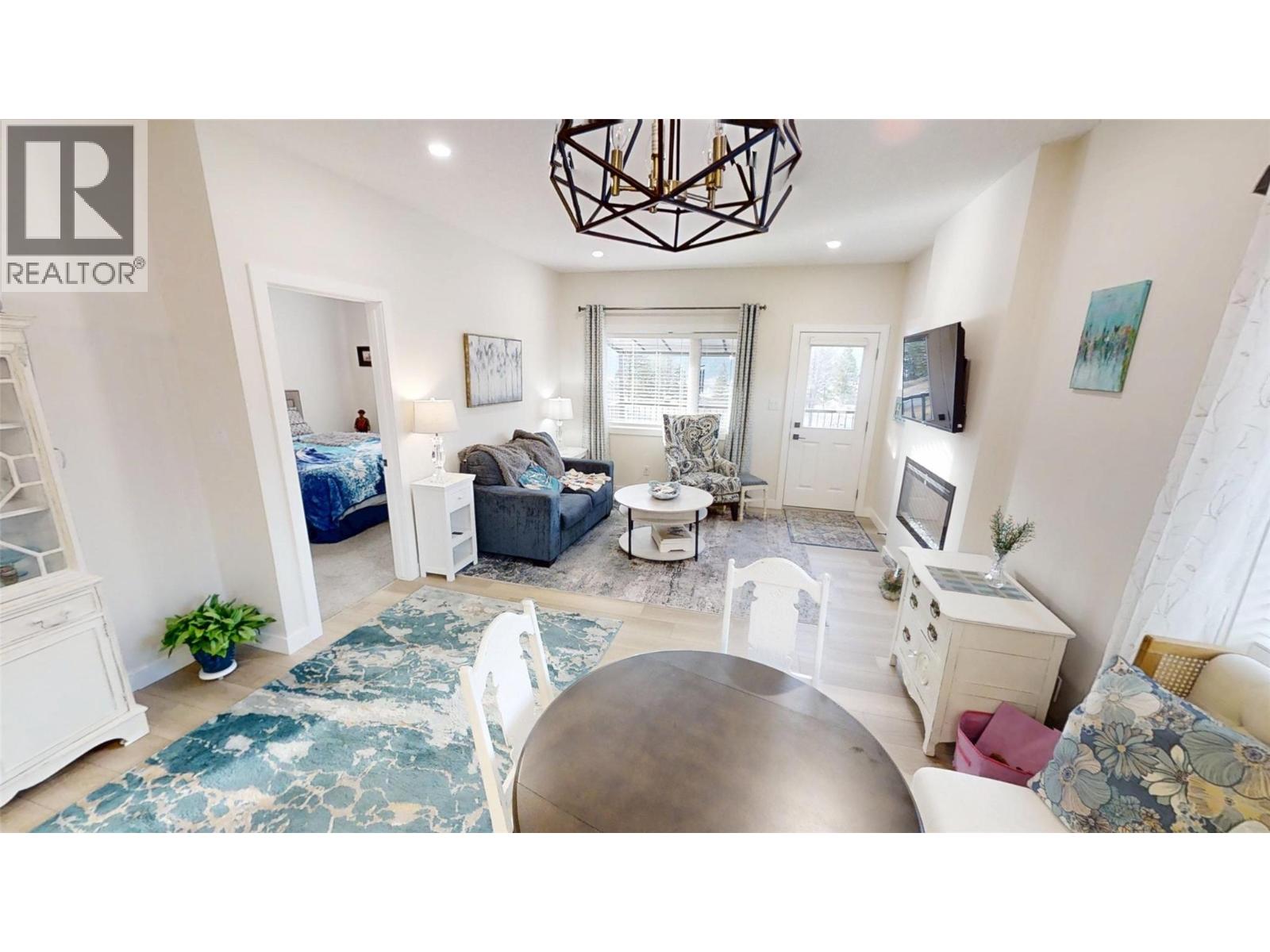 #1 4820 RIDGE ROAD - 22