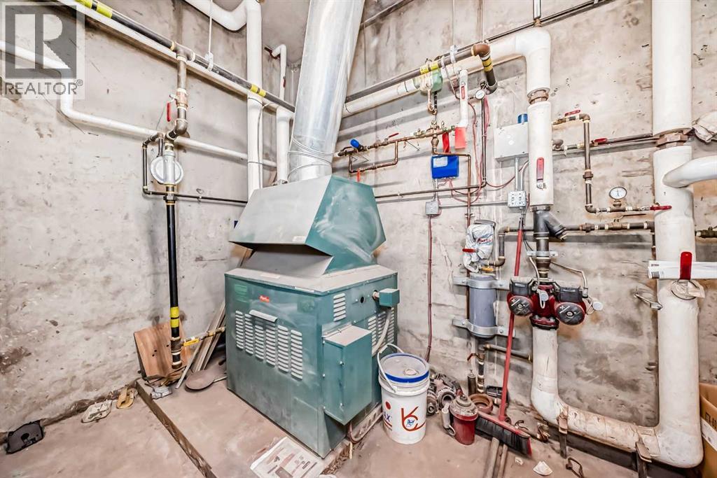 Multi-family House for Sale in  bowness Road NW Bowness Calgary 