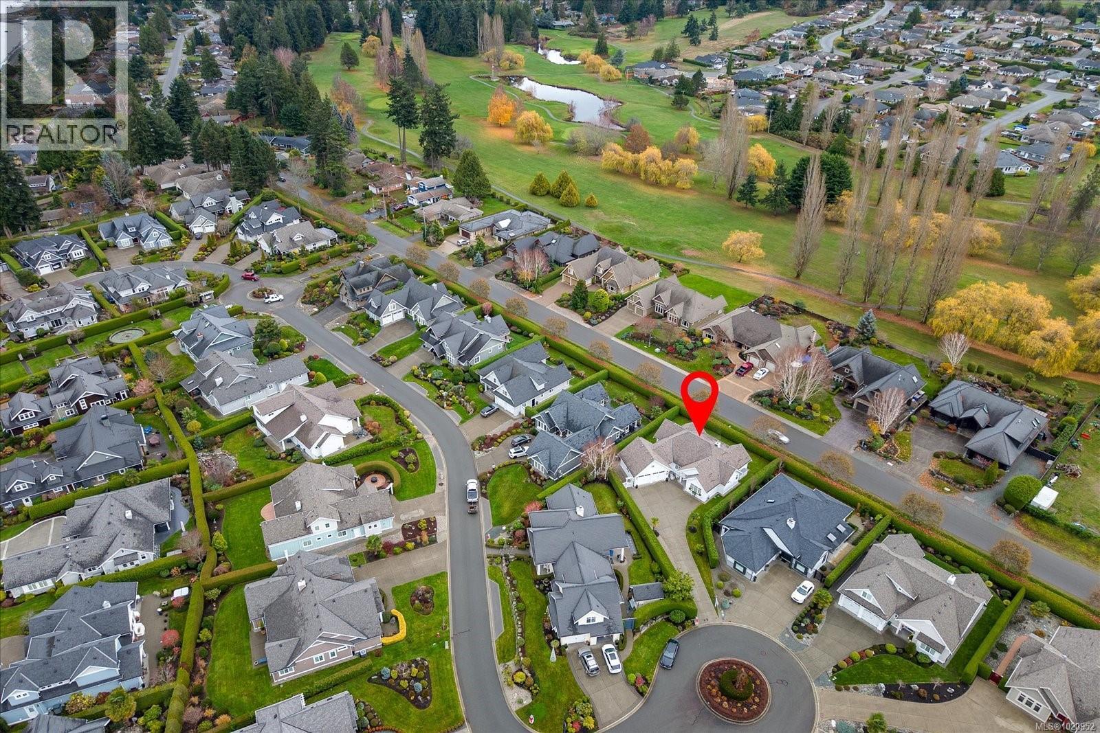 834 Bluffs Dr, Qualicum Beach