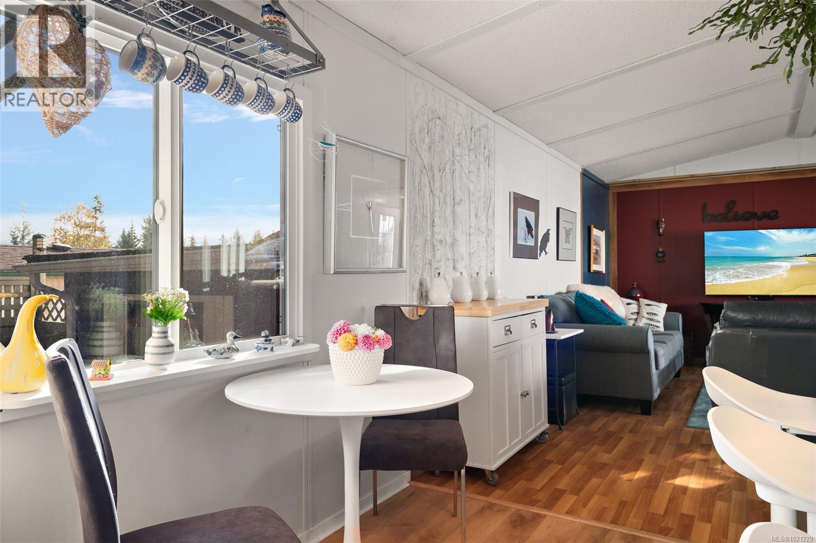 72 10980 Westdowne Rd, Ladysmith