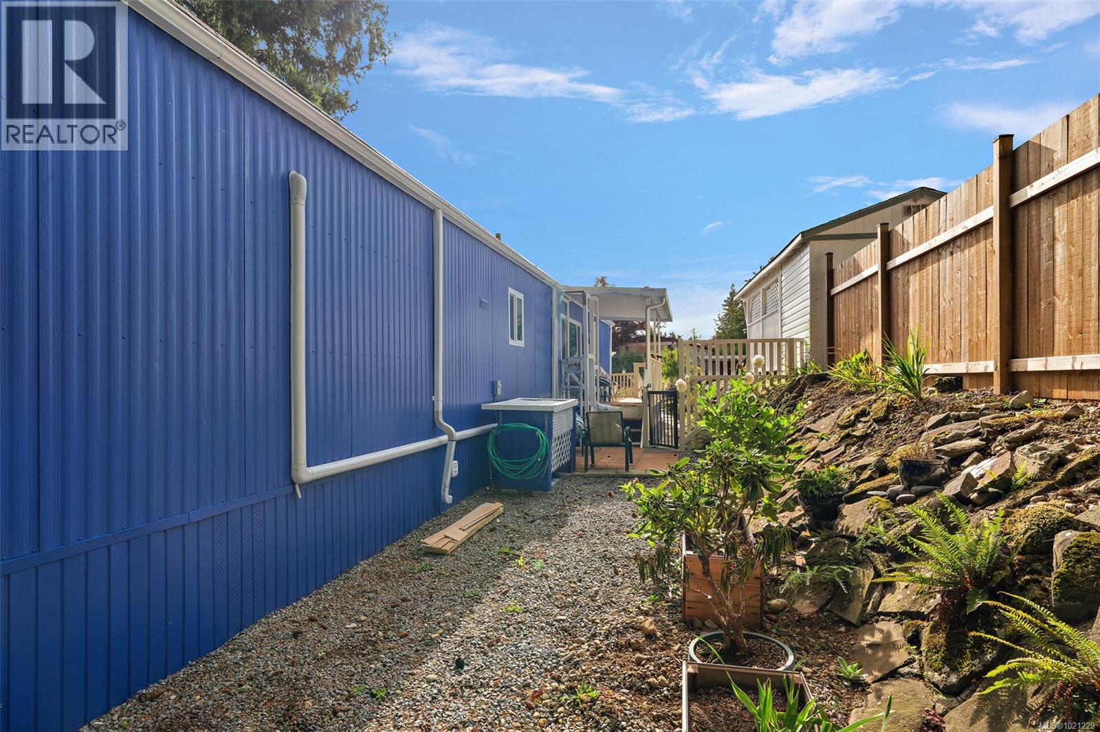 72 10980 Westdowne Rd, Ladysmith