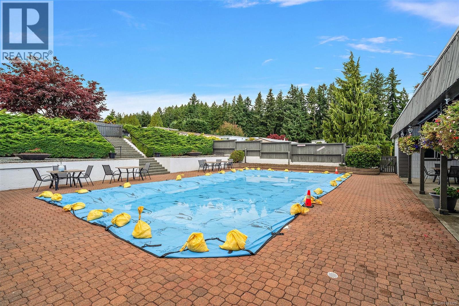 72 10980 Westdowne Rd, Ladysmith