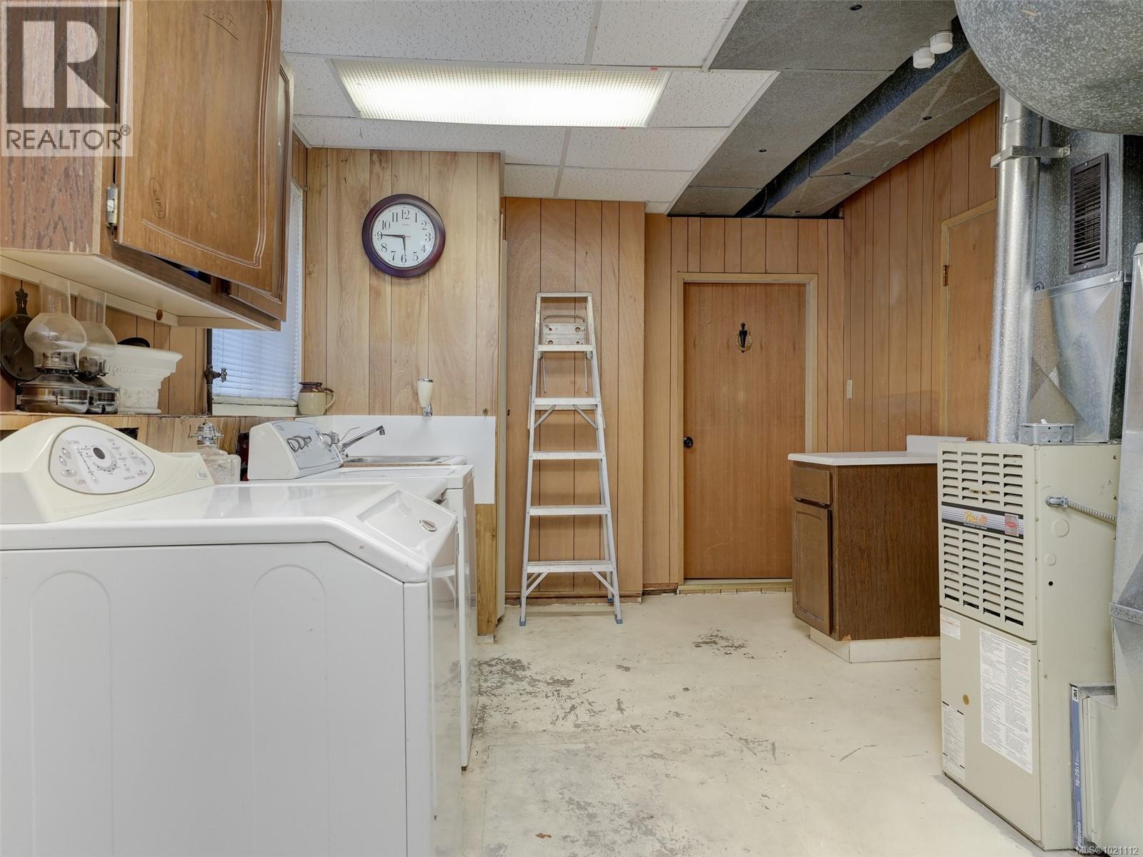  4231 Interurban Road, Saanich