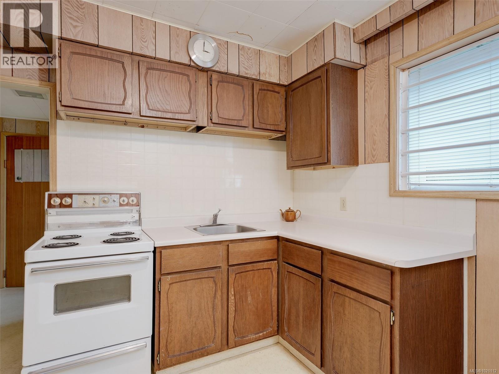  4231 Interurban Road, Saanich