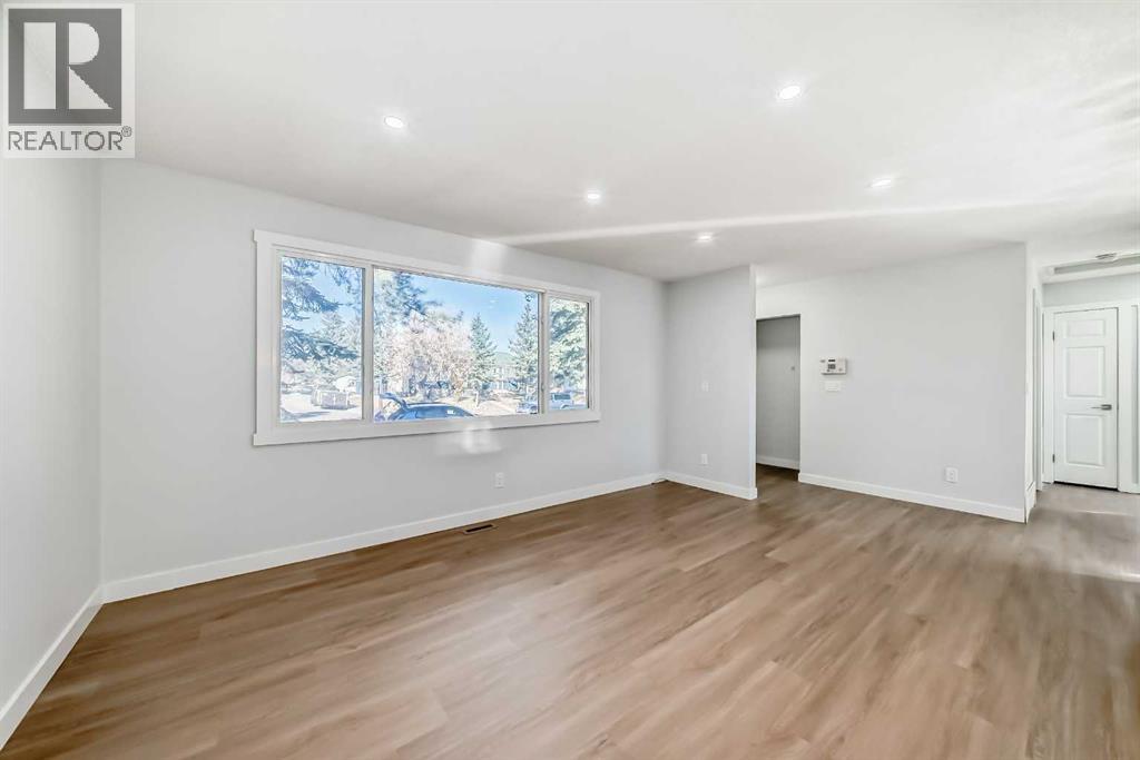 Single Family House Bungalow for Sale in  Pinecliff Way NE Pineridge Calgary 