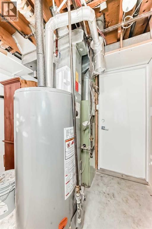 Single Family House Bungalow for Sale in  Pinecliff Way NE Pineridge Calgary 