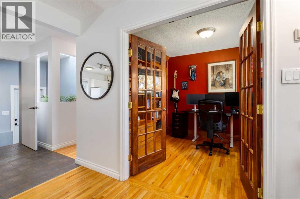 Single Family House Bungalow for Sale in   Avenue SW Glendale Calgary 