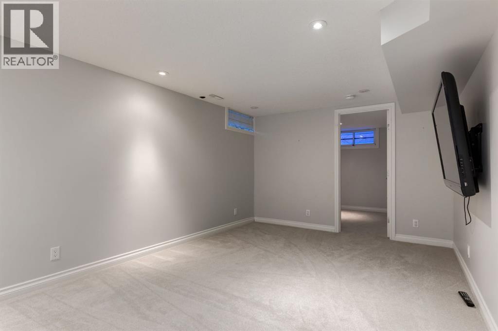 Single Family House Bungalow for Sale in   Avenue SW Glendale Calgary 