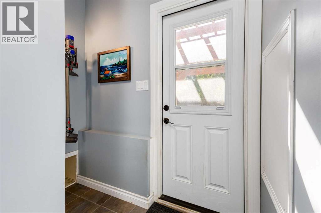 Single Family House Bungalow for Sale in   Avenue SW Glendale Calgary 