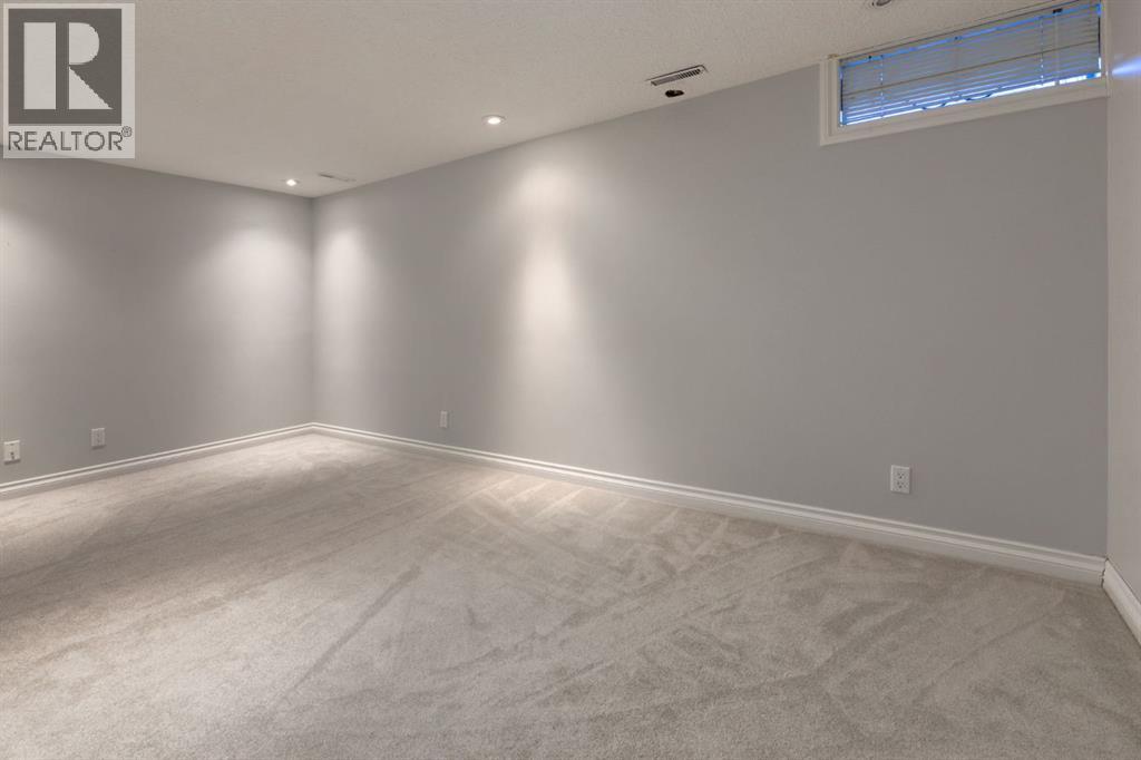 Single Family House Bungalow for Sale in   Avenue SW Glendale Calgary 