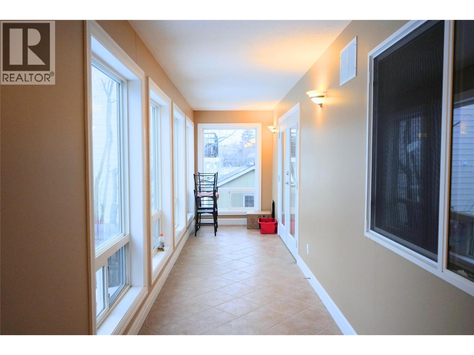 219 100 Avenue, Dawson Creek