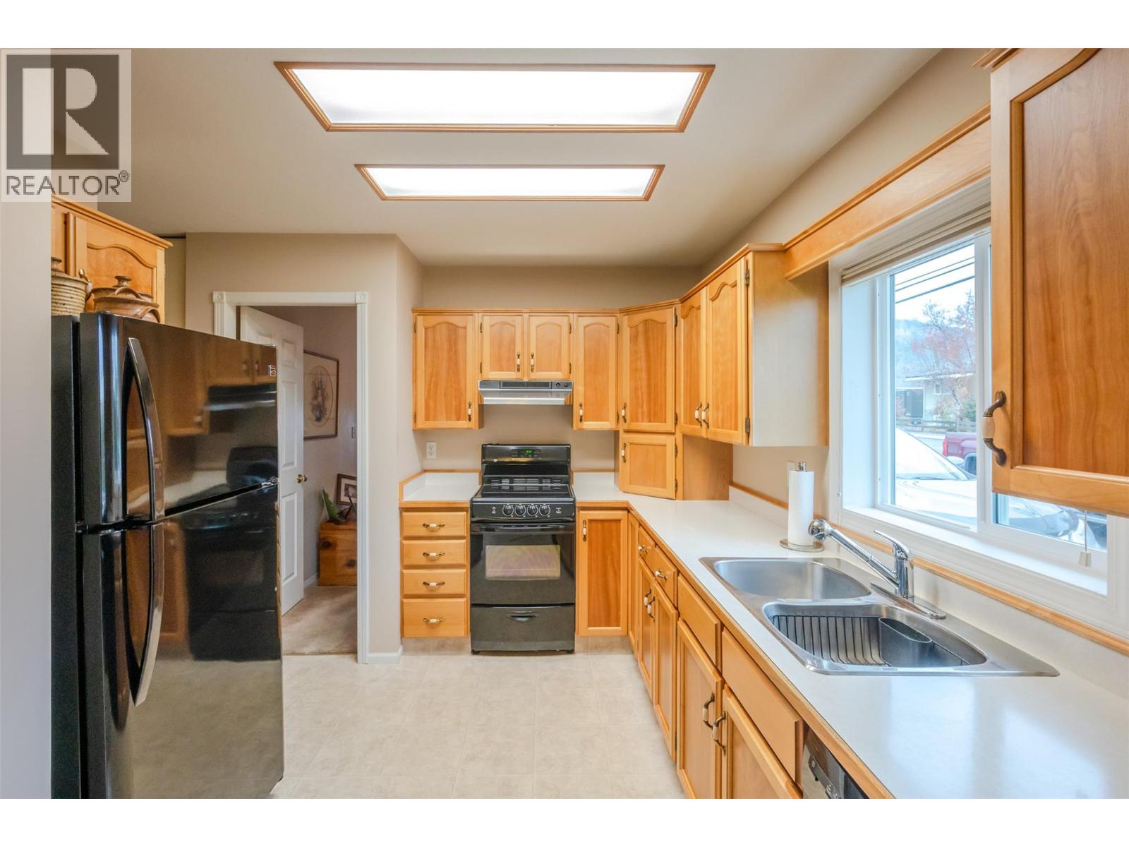 10505 Quinpool Road Unit# 9, Summerland