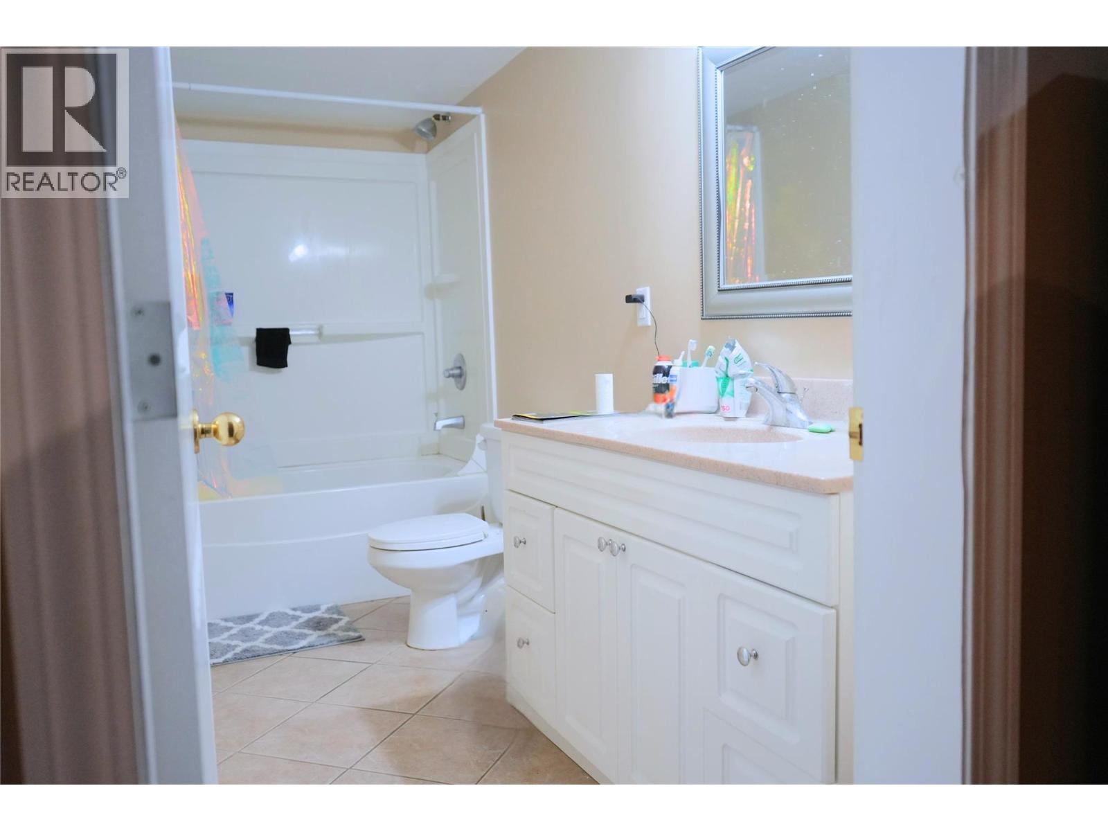 219 100 Avenue, Dawson Creek