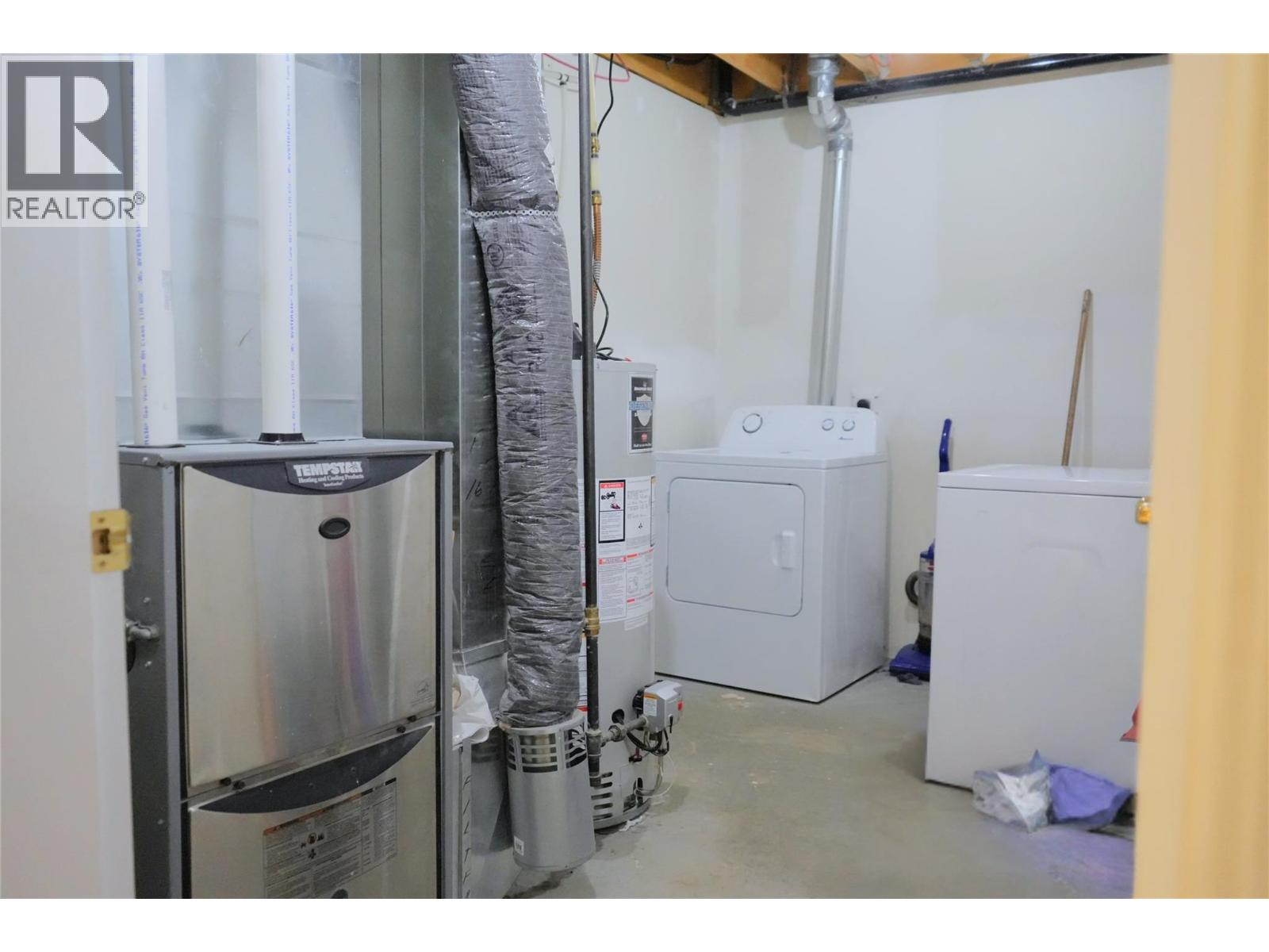 219 100 Avenue, Dawson Creek