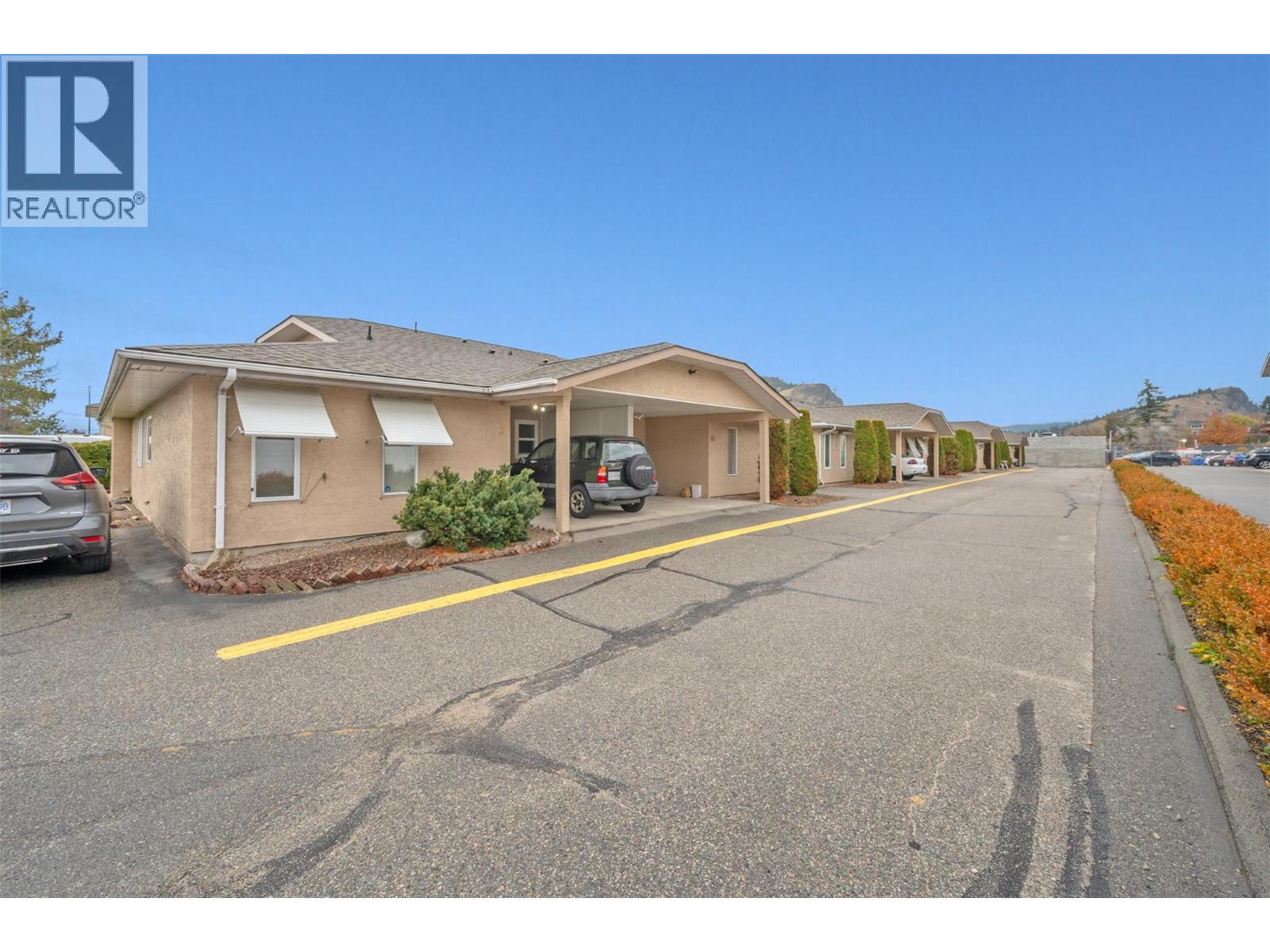 10505 Quinpool Road Unit# 9, Summerland