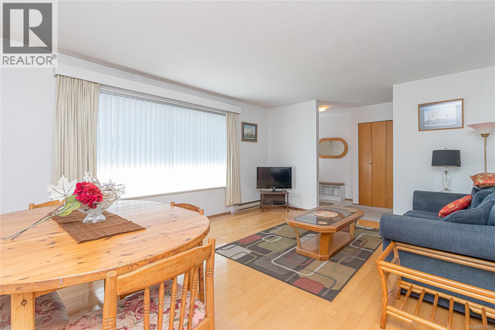 9975 Victoria Rd, Chemainus