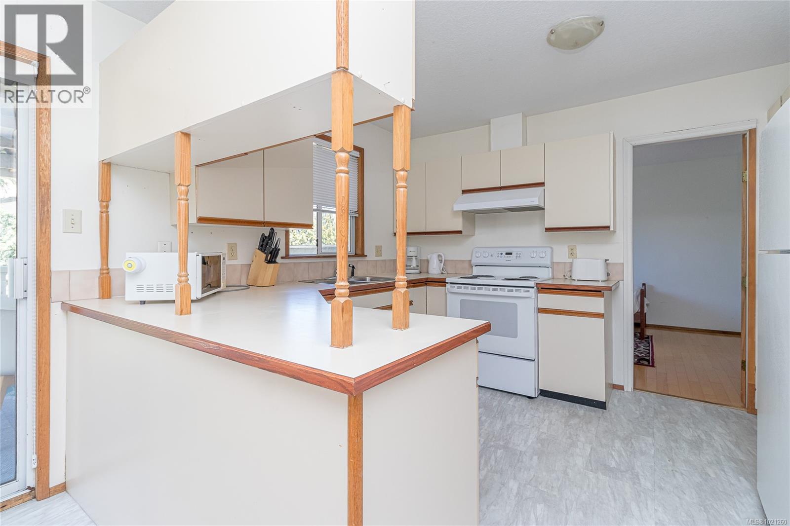 9975 Victoria Rd, Chemainus