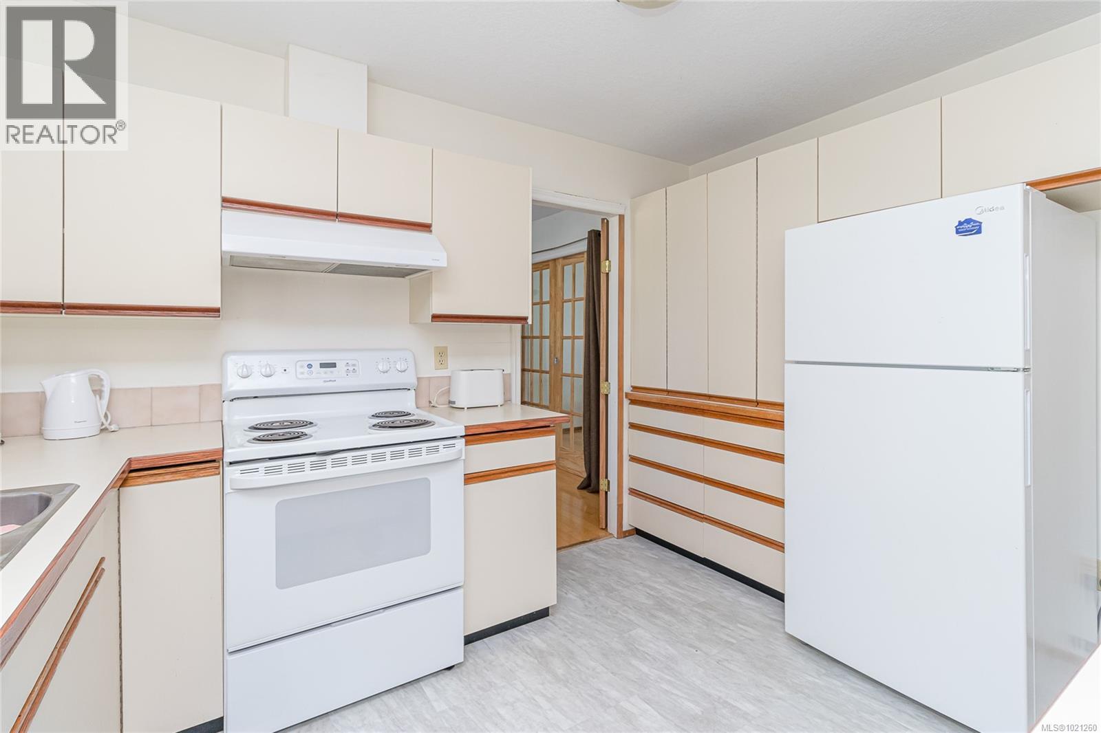 9975 Victoria Rd, Chemainus