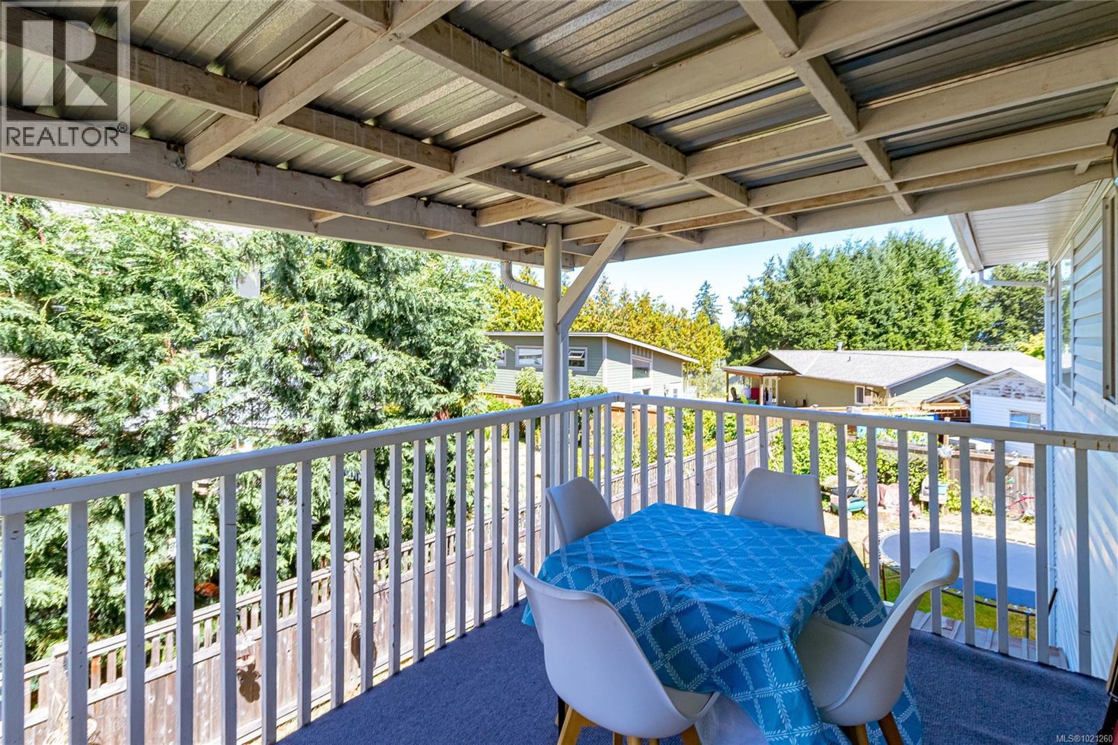 9975 Victoria Rd, Chemainus