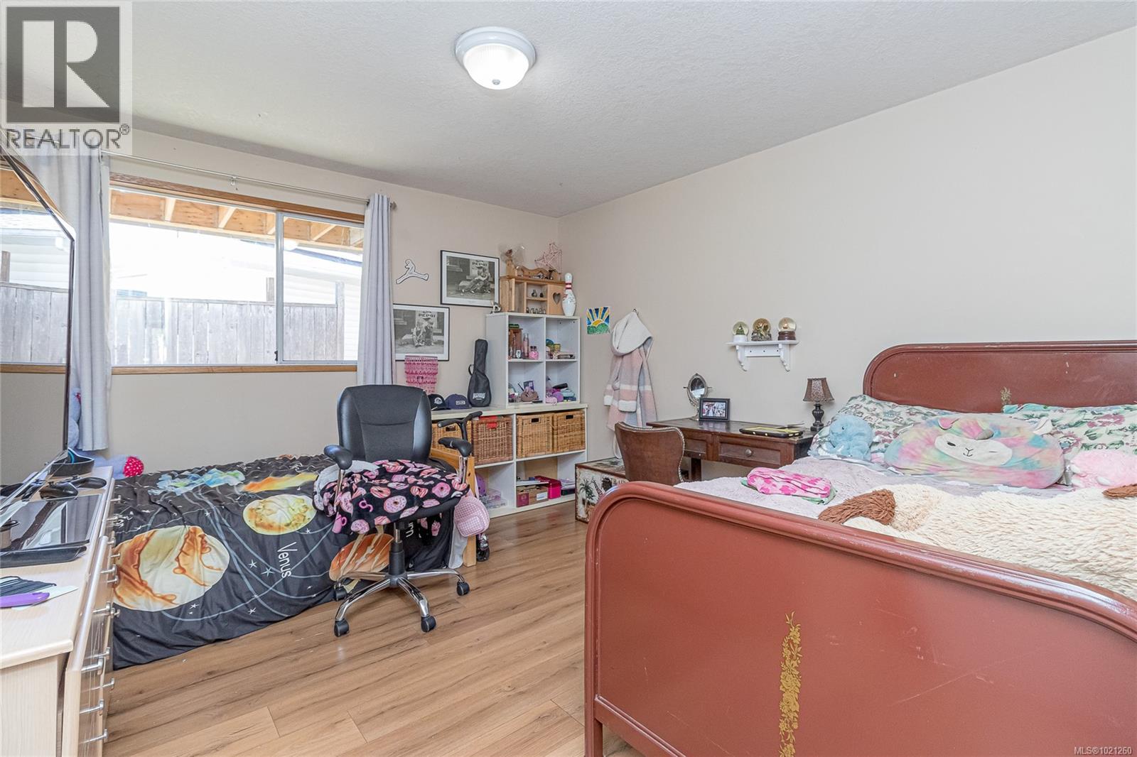 9975 Victoria Rd, Chemainus