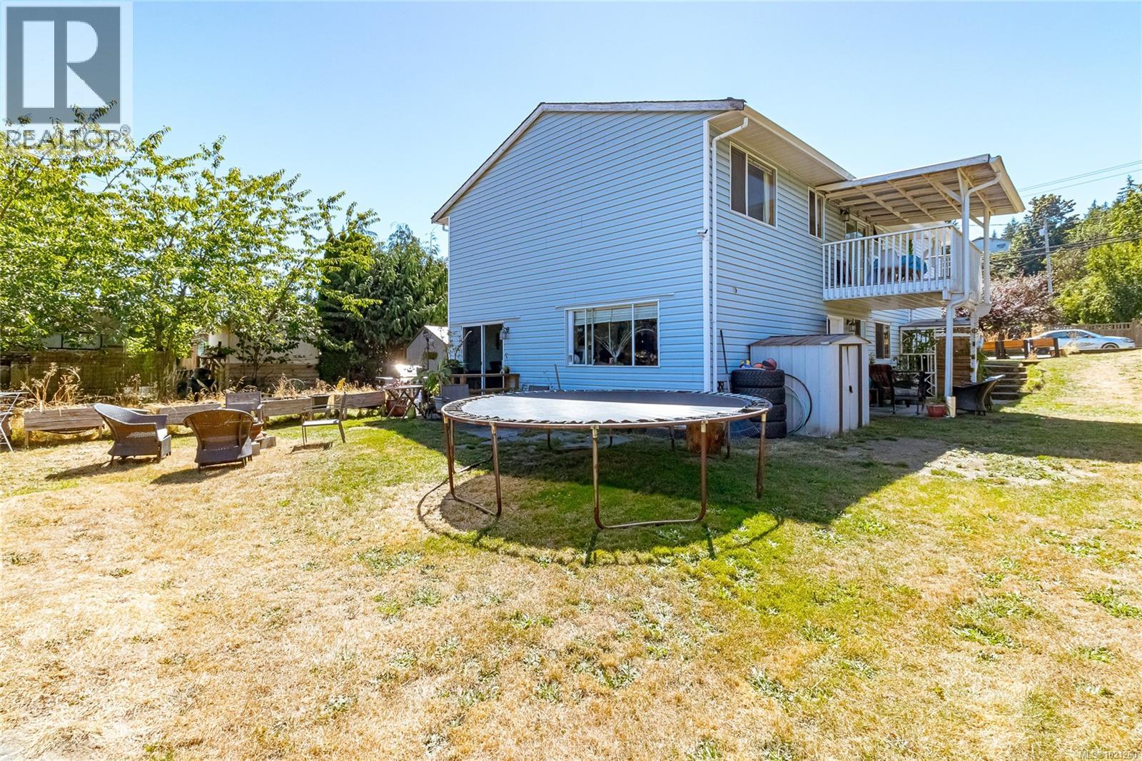9975 Victoria Rd, Chemainus