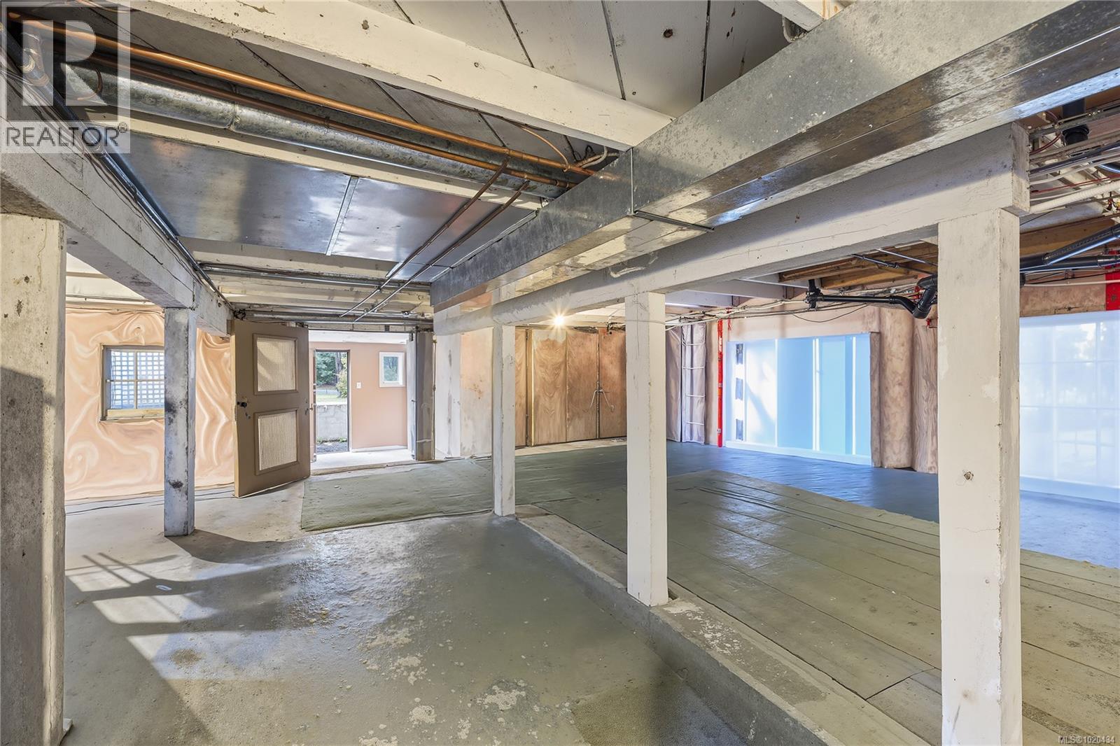 2687 Jingle Pot Rd, Nanaimo