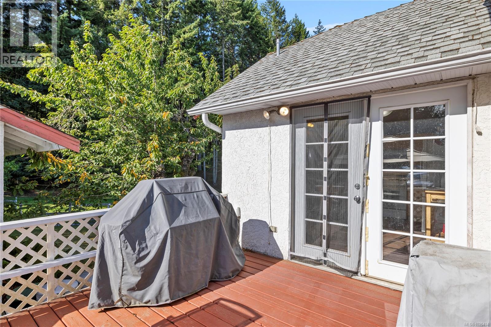 2687 Jingle Pot Rd, Nanaimo