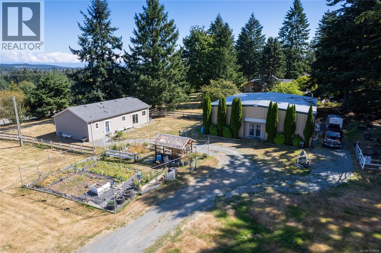 2687 Jingle Pot Rd, Nanaimo