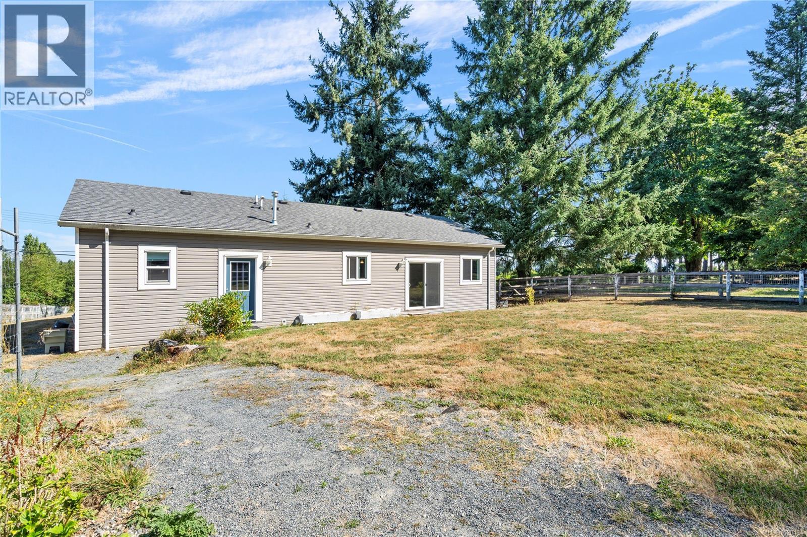 2687 Jingle Pot Rd, Nanaimo