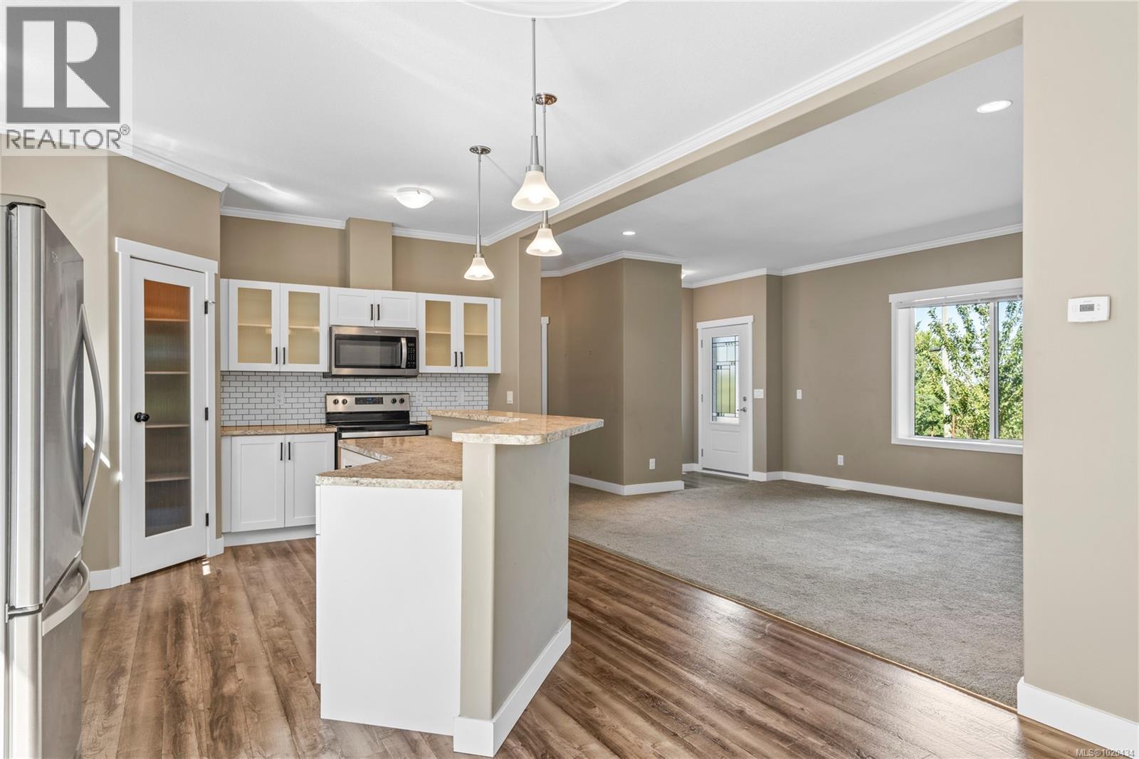 2687 Jingle Pot Rd, Nanaimo