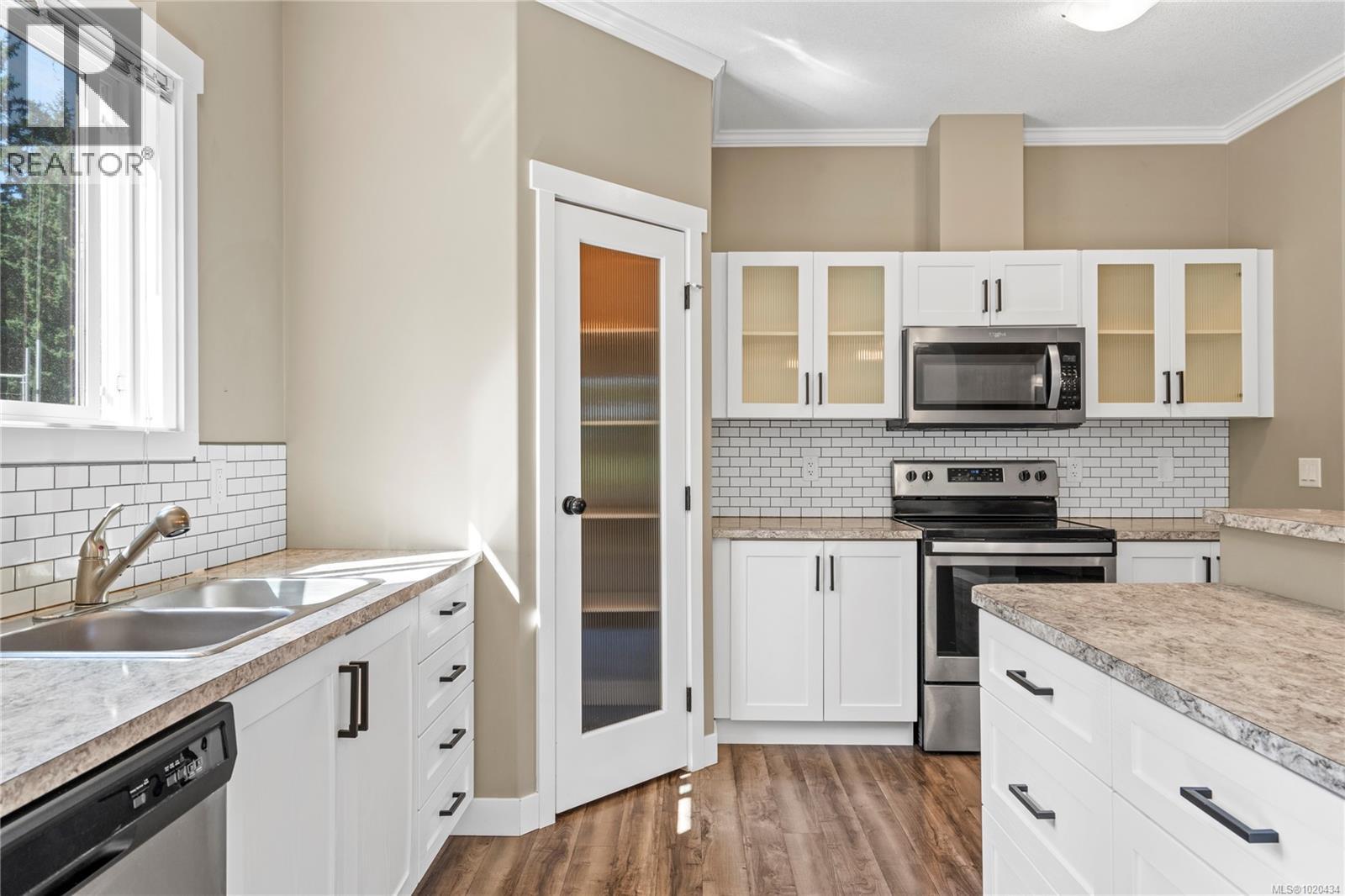 2687 Jingle Pot Rd, Nanaimo