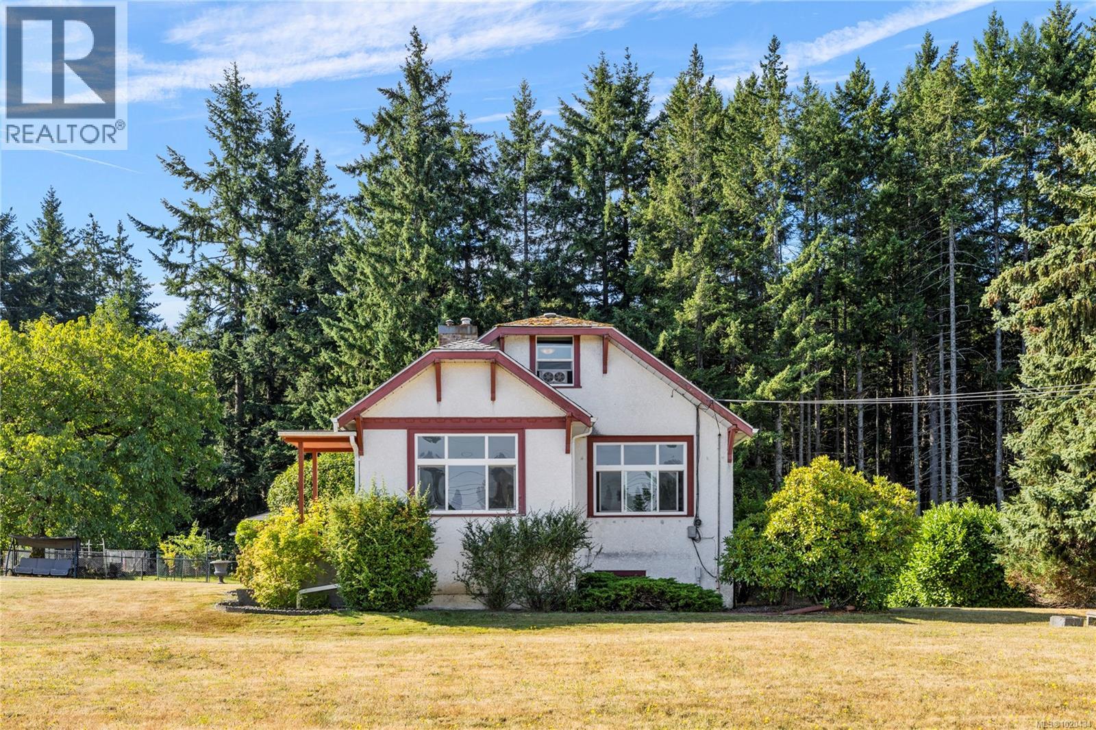 2687 Jingle Pot Rd, Nanaimo